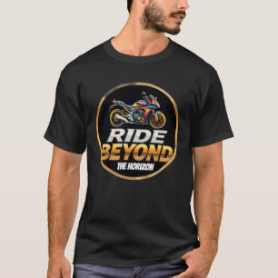 Lebendiges Motorrad-Emblem mit goldenen Elementen T-Shirt