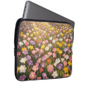 Lebendiges Regenbogen-Lilien-Blumenfeld Laptopschutzhülle (Vorne Rechts)