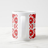 Lebendiges Rot-Weiß-Blumenmuster mit Perlen Jumbo-Tasse (Rückseite)