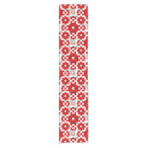Lebendiges Rot-Weiß-Blumenmuster mit Perlen