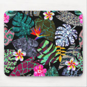 Lebendiges tropisches Blätter- und Blumenmuster Mousepad (Vorne)