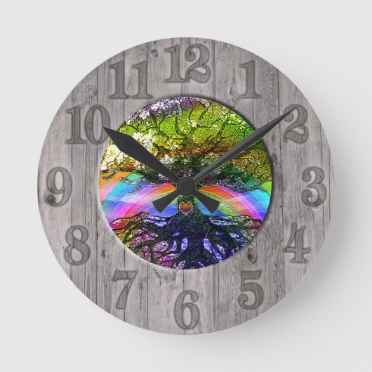 Lebensbaum mit Regenbogen und Holzrahmen Runde Wanduhr (Vorderseite)