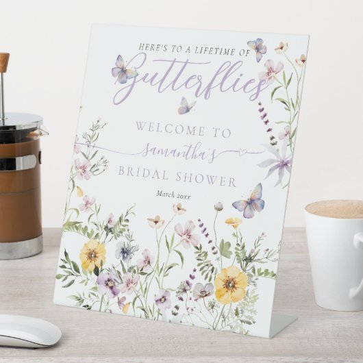 Lebensdauer des Lila bloralen Brautparty von Butte Sockelschild (In Situ)