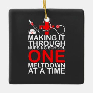 Lebensdauer Durch die Krankenpflegeschule Keramikornament