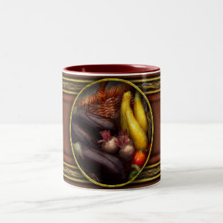 Lebensmittel - Gemüse - aus dem Garten der Mutter Zweifarbige Tasse