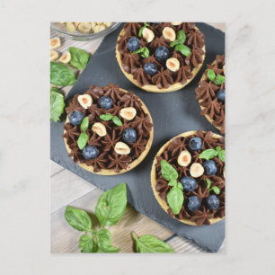 Lebensmittelfotografie Blueberry Chocolate Tartlet Postkarte