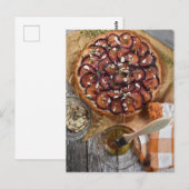 Lebensmittelfotografie Frangipane Plum Honey Tart Postkarte (Vorne/Hinten)