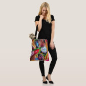 Lebhafte Abstrakte Tulip Reflections Tasche (Am Model)