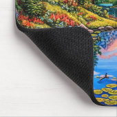 Lebhafte Berglandschaft mit Reflektion Mousepad (Ecke)