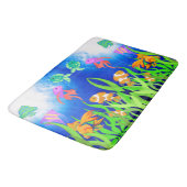 Lebhafte blaue Unterwasserfische Badematte (Schrägansicht)