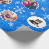 Lebhafte Blue Christmas oder Hanukkah Family Fotos Geschenkpapier (Ecke)