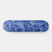 Lebhafte Blue Digital Camouflage Camouflage Textur Skateboard (Horizontal)