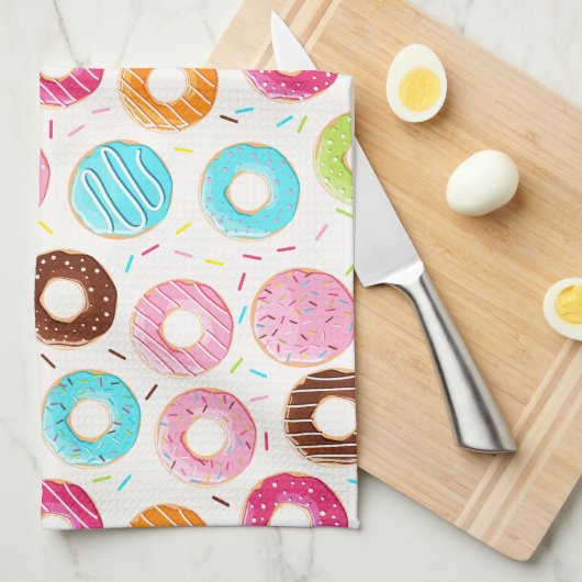 Lebhafte bunte Schaumgummiringe besprüht Handtuch (Viertel Falte)