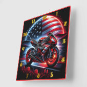 Lebhafte Fahrt unter dem Nachthimmel Quadratische Wanduhr (Winkel)