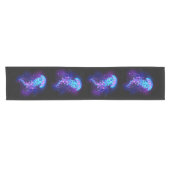 Lebhafte Farbe leuchtende Qualle Kurzer Tischläufer (Horizontal)