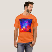 Lebhafte Farben Nebulae. Jetzt kaufen T-Shirt (Vorne ganz)