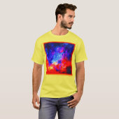 Lebhafte Farben Nebulae. Jetzt kaufen T-Shirt (Vorne ganz)