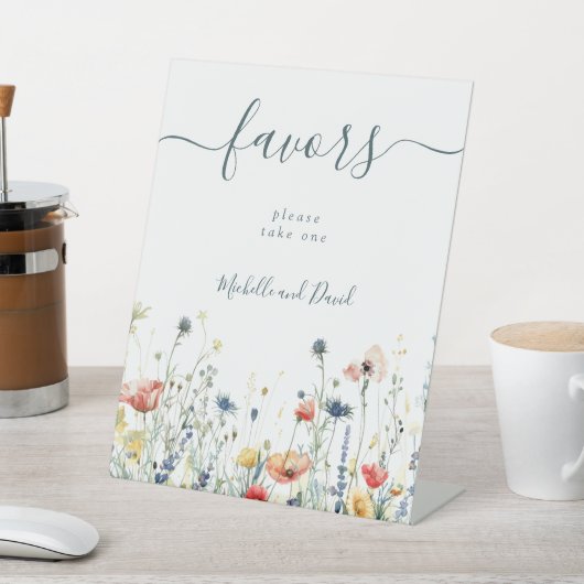 Lebhafte Gastgeschenke Hochzeiten der Wildblume Sockelschild (In SItu)