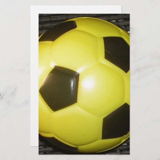 Lebhafte Gelb- und Schwarzfußballkunst (Vorne/Hinten)