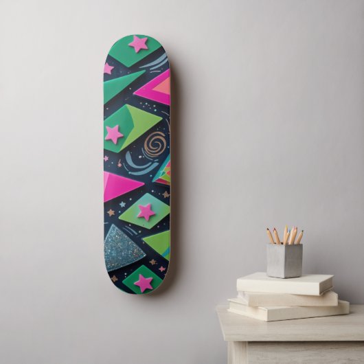 Lebhafte geometrische Formen mit Glitzer und Stern Skateboard (Wandkunst)