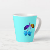 Lebhafte hellblaue Kirschen Pop Art Milchtasse (Rechte Ecke)