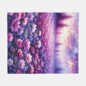 Lebhafte Landschaft mit Lila Wildblume Fleecedecke (Vorderseite (Horizontal))