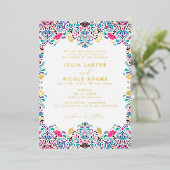 Lebhafte mexikanische Fiesta Style Rainbow Wedding Folieneinladung (Stehend vorne)