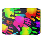 Lebhafte Neon Handprint Art Badematte (Vorderseite)