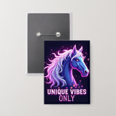 Lebhafte Neon Horse Illustration mit einzigartigem Button (Vorderseite/Rückseite)