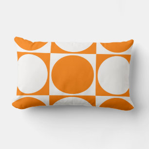 Lebhafte Orange- und Off-White-Quadrate & Circles Lendenkissen
