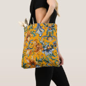 Lebhafte orangefarbene Blume und blaues Irisscroll Tasche (Von Nahem)