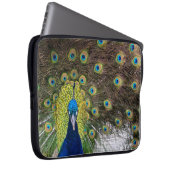 Lebhafte Peacock Feathers Laptopschutzhülle (Vorne Rechts)