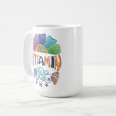 Lebhafte Regenbogenhandschrift: Ich brauche Vitami Kaffeetasse (Vorderseite Links)