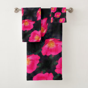 Lebhafte rosa Rosenblätter Abstraktes Blumenmuster Badhandtuch Set