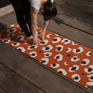 Lebhafte rote Leoparddrucke Yogamatte