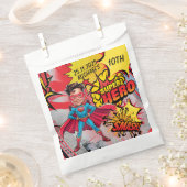 Lebhafte rote und gelbe Superheldenkarikatur Geschenktütchen (Ausgeschnitten)