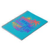 Lebhafte Sommertypografie-Collage mit grafischem F Notizblock (Linke Seite)
