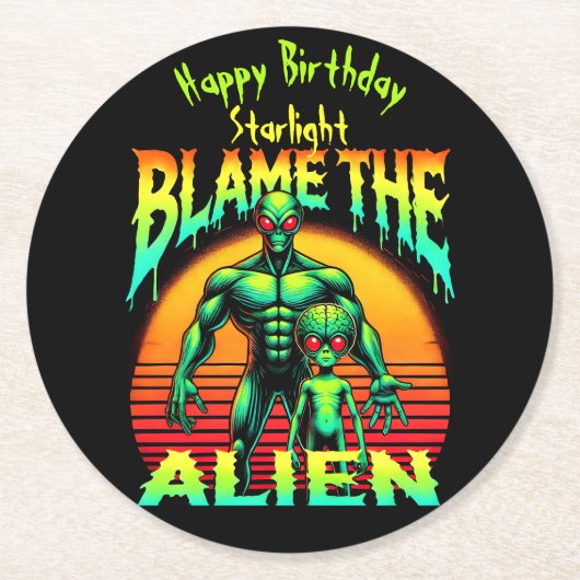 Lebhafte Sonnenuntergangsrahmen Grüne Alien Runder Pappuntersetzer (Vorderseite)