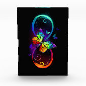 Lebhafte Unendlichkeit mit Regenbogenschmetterling Fotoblock (Vorderseite)
