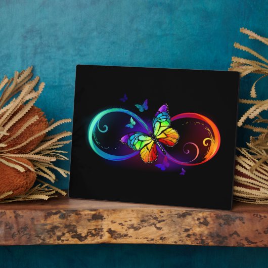 Lebhafte Unendlichkeit mit Regenbogenschmetterling Fotoplatte (Seite)