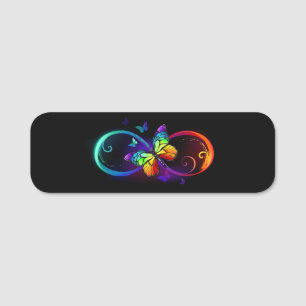 Lebhafte Unendlichkeit mit Regenbogenschmetterling Namensschild