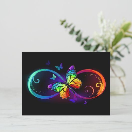 Lebhafte Unendlichkeit mit Regenbogenschmetterling Save The Date (Stehend Vorderseite)