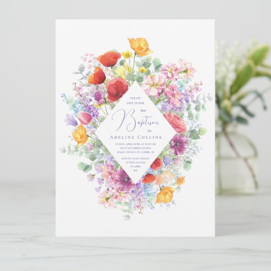 Lebhafte Wildblumen einfache Blumentaufe Einladung (Stehend Vorderseite)