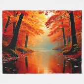 Lebhafter Fluss im Herbst Gold Design Fleecedecke (Vorderseite (Horizontal))