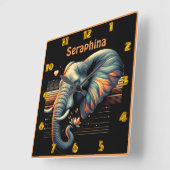 Lebhafter gemusterter Elefant bei Sonnenuntergang Quadratische Wanduhr (Winkel)