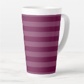 Lebhafter gestreifter Maroon-Latte-Kaffee Milchtasse (Rechte Ecke)