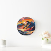 Lebhafter Gipfel: Ein schneebedeckter Berg bei Son Runde Wanduhr (Zuhause)