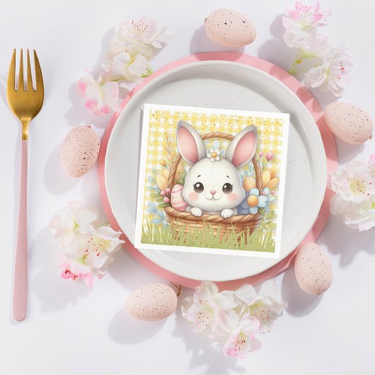 Lebhafter glücklicher Ostern im gelben Hintergrund Serviette