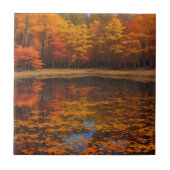Lebhafter Herbstsee und Wald Fliese (Vorderseite)