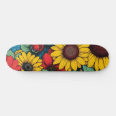 Lebhafter Pop Art Blumendesign mit Sonnenblumen Skateboard (Horizontal)